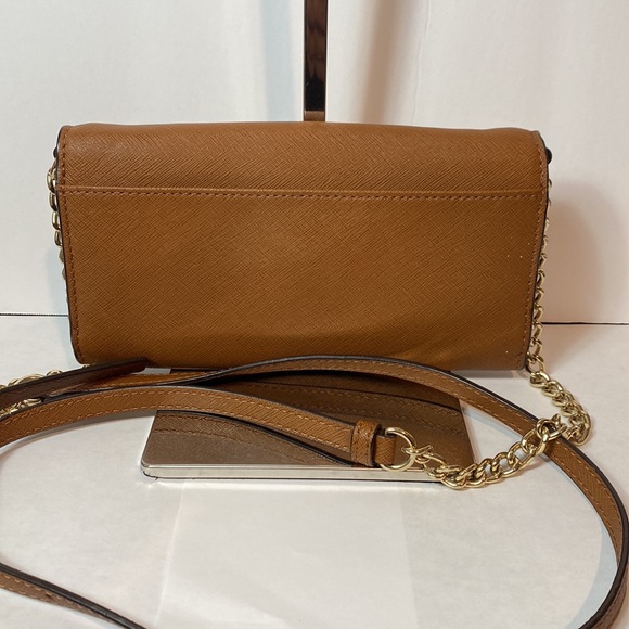 Michael Kors crossbody wallet and organizer - Picture 5 of 10
